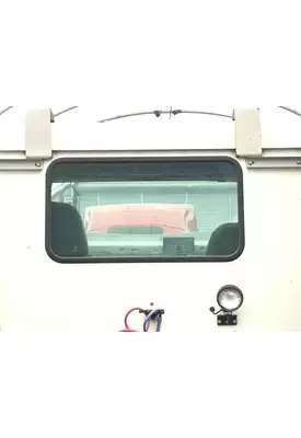 International 9100 Back Glass