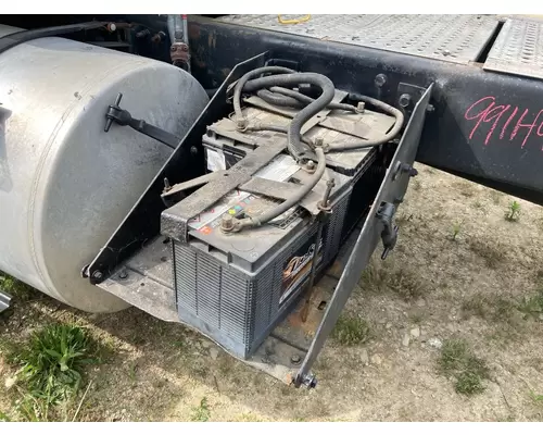 International 9100 Battery Box