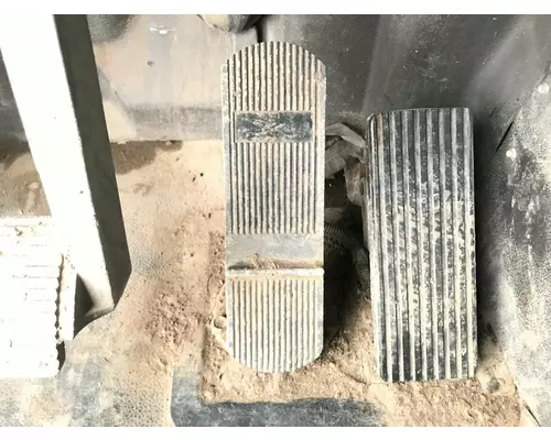 International 9100 Body, Misc. Parts