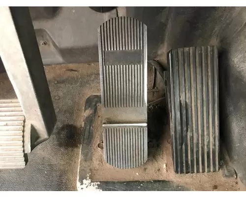 International 9100 Body, Misc. Parts