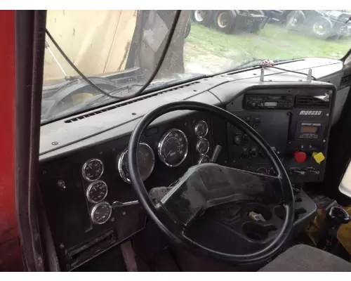 International 9100 Dash Assembly