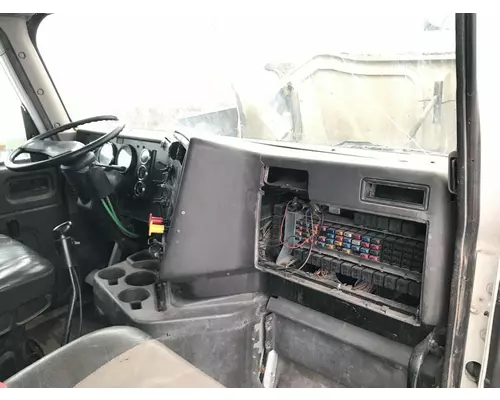 International 9100 Dash Assembly