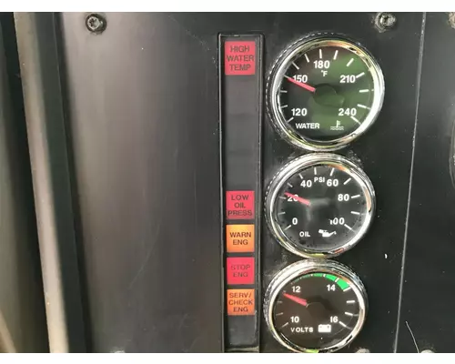 International 9100 Dash Assembly