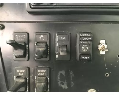 International 9100 Dash Assembly