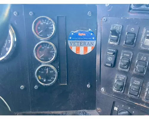 International 9100 Dash Assembly