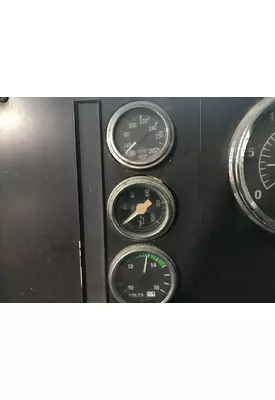 International 9100 Dash Assembly