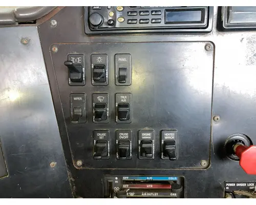 International 9100 Dash Assembly
