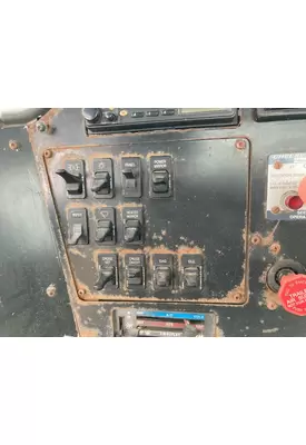 International 9100 Dash Assembly