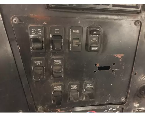 International 9100 Dash Panel