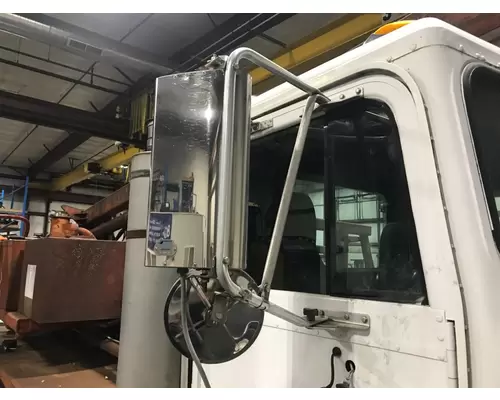 International 9100 Door Mirror