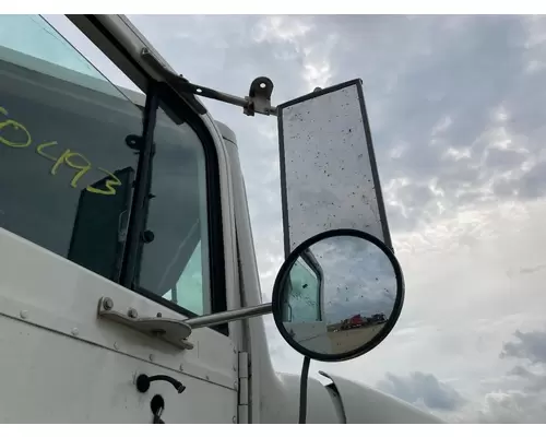 International 9100 Door Mirror