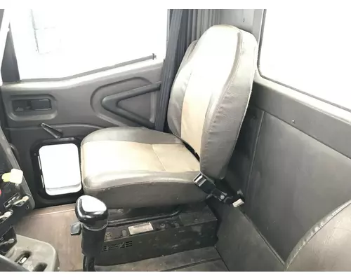 International 9100 Seat (non-Suspension)