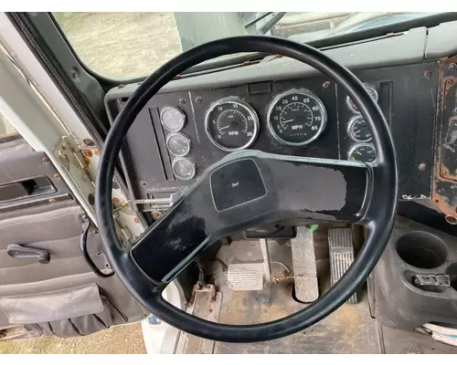 International 9100 Steering Column