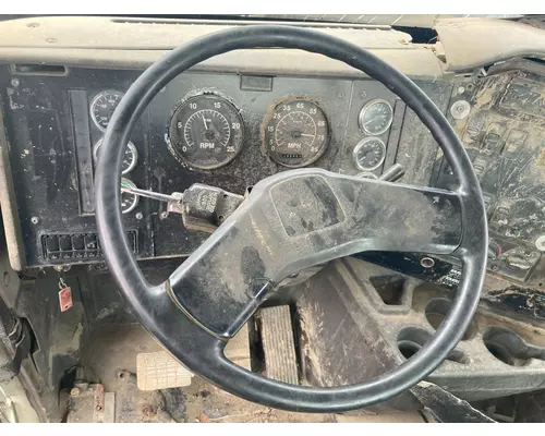 International 9100 Steering Column