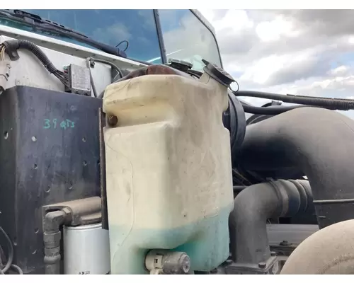 Windshield Washer Reservoir International 9100 Vander Haags Inc Kc