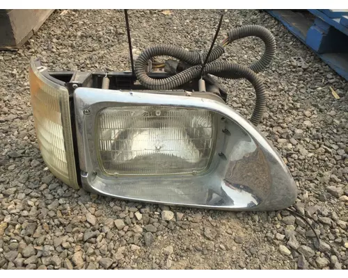 Headlamp Assembly INTERNATIONAL 9100I 2000-2003 LKQ KC Truck Parts - Inland Empire