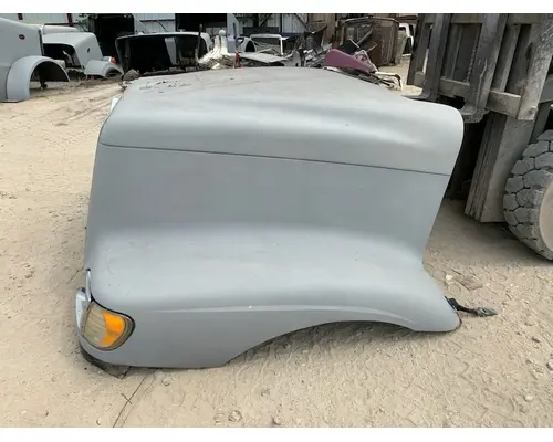Hood INTERNATIONAL 9200 C/W/S Tim Jordan's Truck Parts, Inc.
