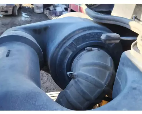 International 9200I Air Cleaner