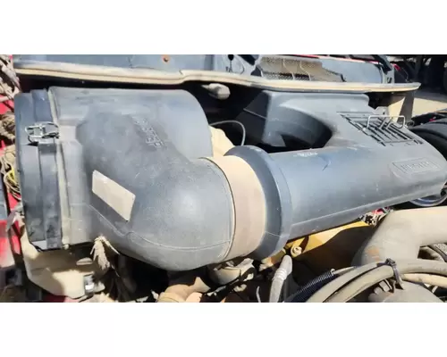 International 9200I Air Cleaner