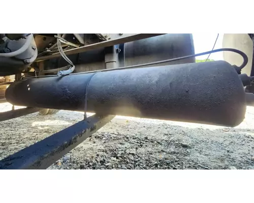 International 9200I Air Tank