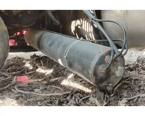 International 9200I Air Tank