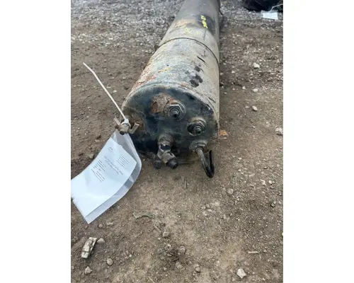 International 9200I Air Tank