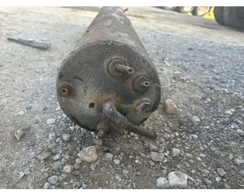 International 9200I Air Tank