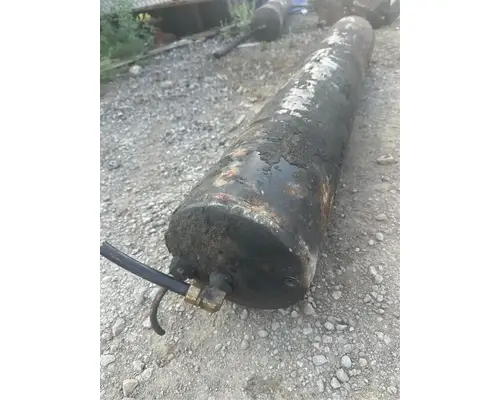 International 9200I Air Tank