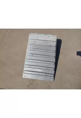 International 9200I Battery Box