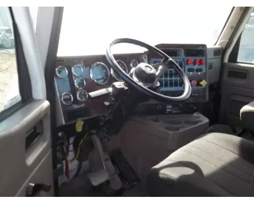 International 9200I Cab