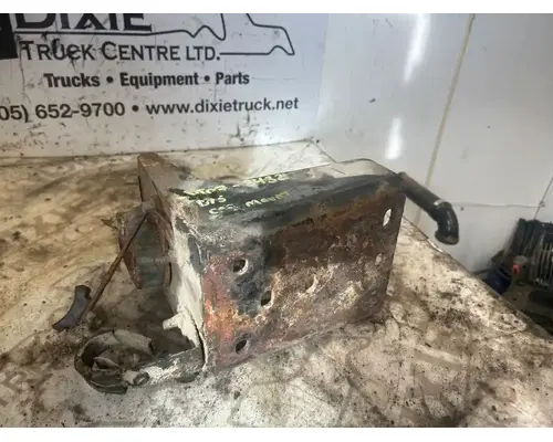 International 9200I Cab