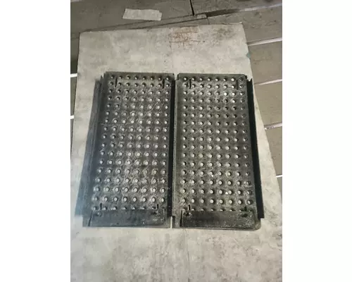 International 9200I Catwalk