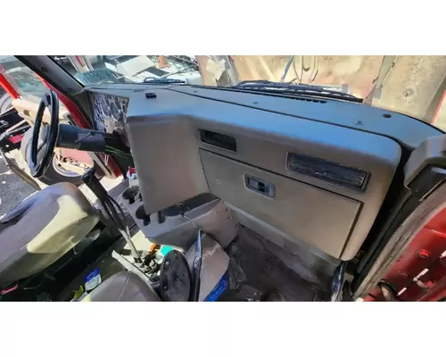 International 9200I Dash Assembly