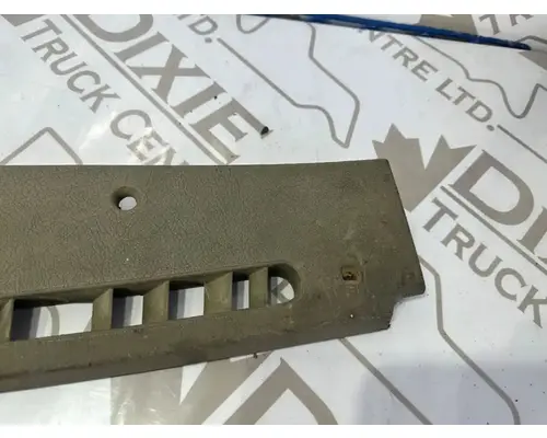 International 9200I Dash Assembly