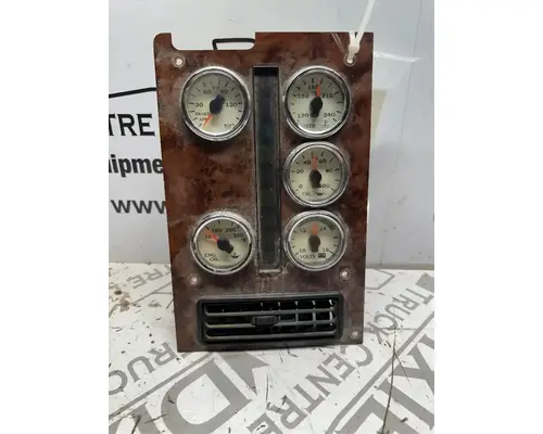 International 9200I Dash Assembly