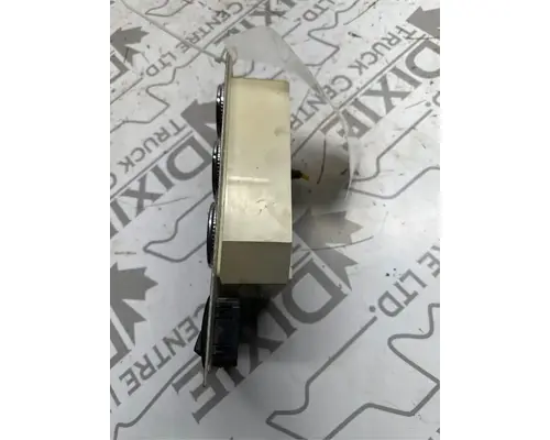 International 9200I Dash Assembly