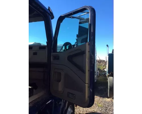 International 9200I Door Assembly, Front
