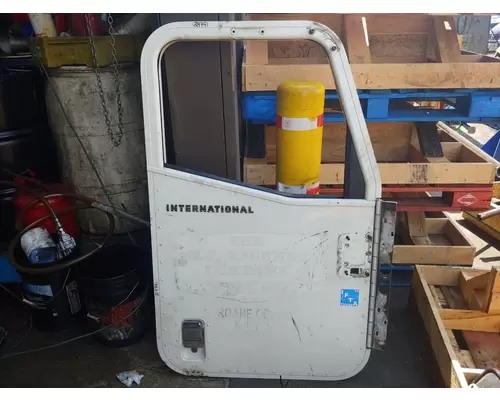 International 9200I Door Assembly, Front