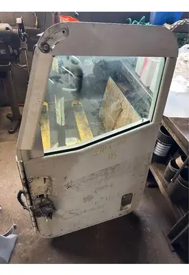 International 9200I Door Assembly, Front