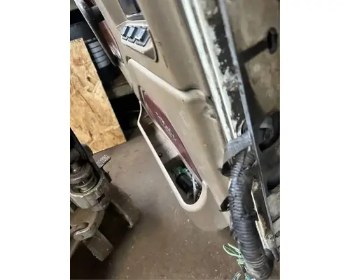 International 9200I Door Assembly, Front