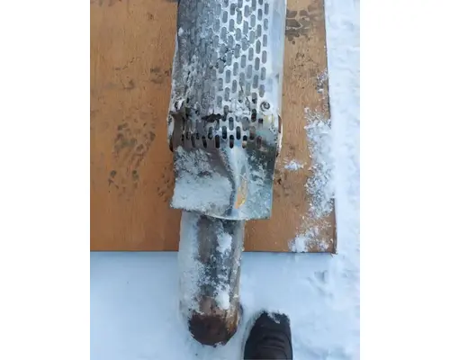 International 9200I Exhaust Pipe