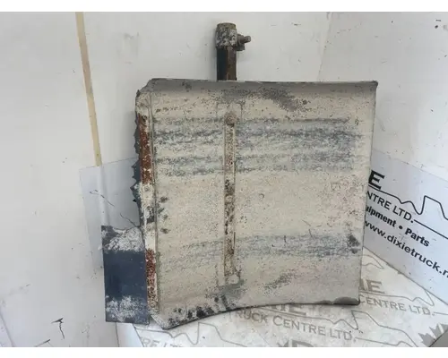 International 9200I Fender