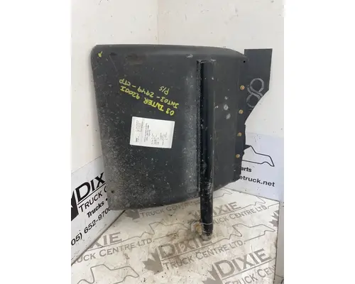 International 9200I Fender