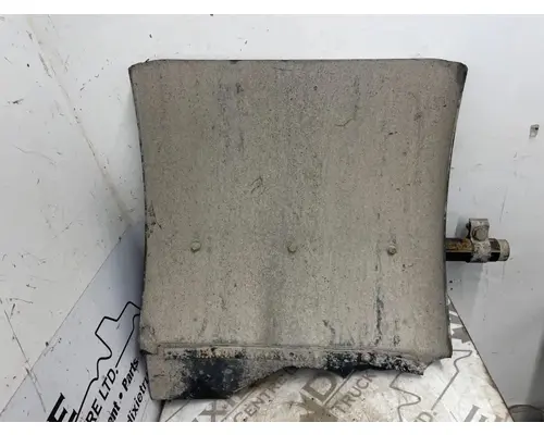 International 9200I Fender