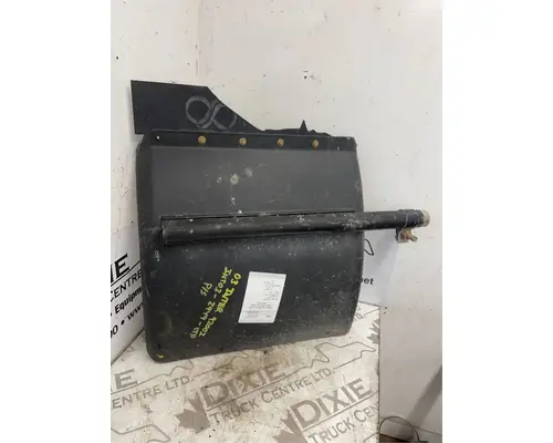 International 9200I Fender