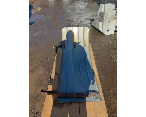 International 9200I Fender