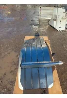 International 9200I Fender