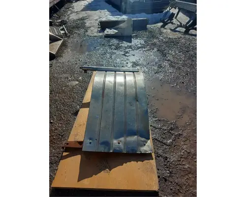 International 9200I Fender