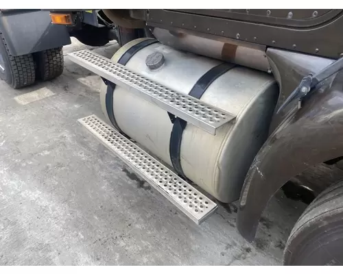 International 9200I Fuel Tank