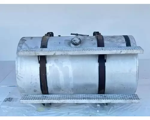 International 9200I Fuel Tank